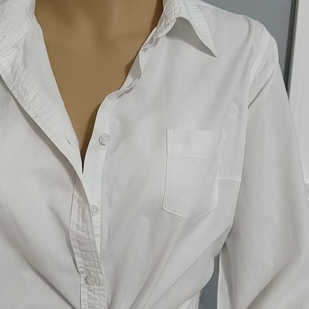 💥5 for$20💥 Classic one pocket button down shirt - Picture 2 of 4